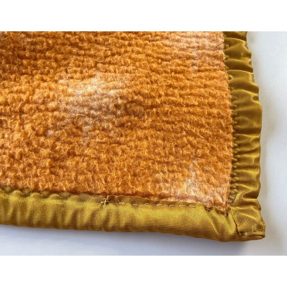 Vintage baby blanket, reversible fleece with satin trim, elf and stars - Picture 7 of 10